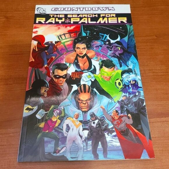 *3 for $25* Countdown Presents: Search For Ray Palmer - Graphic Novel / Comic - Picture 1 of 1